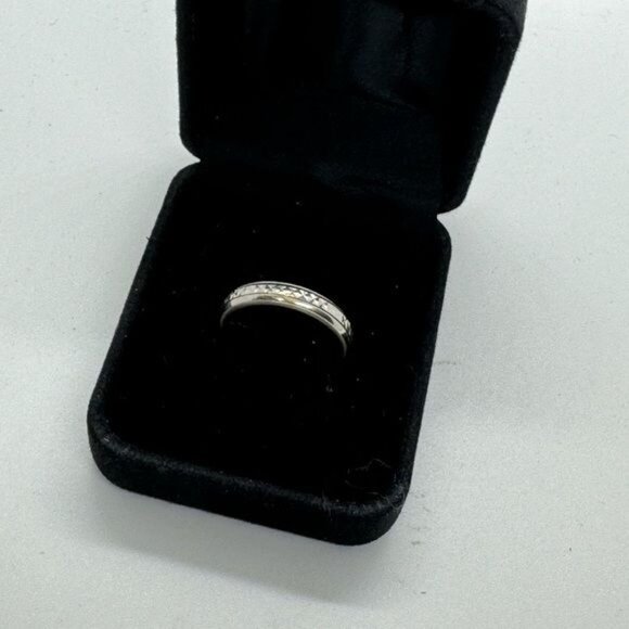 14K White Gold sz9 Faceted *reduced as the underside is dented, see last photo. - Picture 5 of 11